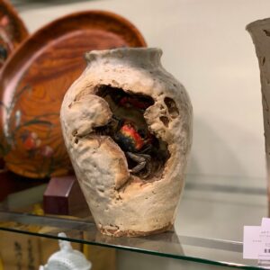 福山市で骨董品の買取　水月焼 砥部焼圭仙窯花瓶をご紹介