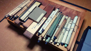 岡山市へ掛軸の出張買取　骨董品や掛軸を高価買取できる理由があります