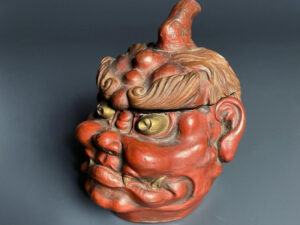 岡山市で骨董品の買取！古萬古焼鬼面蓋物のご紹介