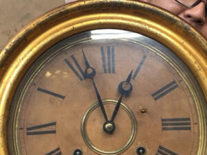 福山市でアンティークの買取　イングラハム社の時計をご紹介