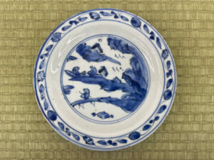 古染付山水図皿のお買取をさせていただきました
