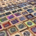 岡山県浅口市のお客様より鍔（刀装具）を中心にお買取させて頂きました。