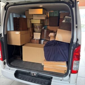 愛媛県八幡浜市のお客様より絵画、茶道具、ガラス製品等を中心にお買取させて頂きました。